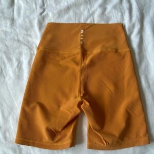 Size small Wilo ribbed biker shorts